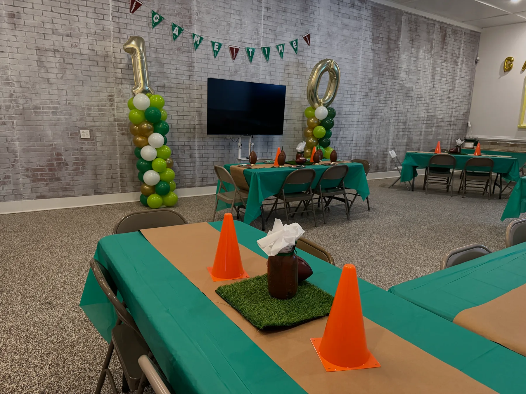 Birthday Green Gold Room 2
