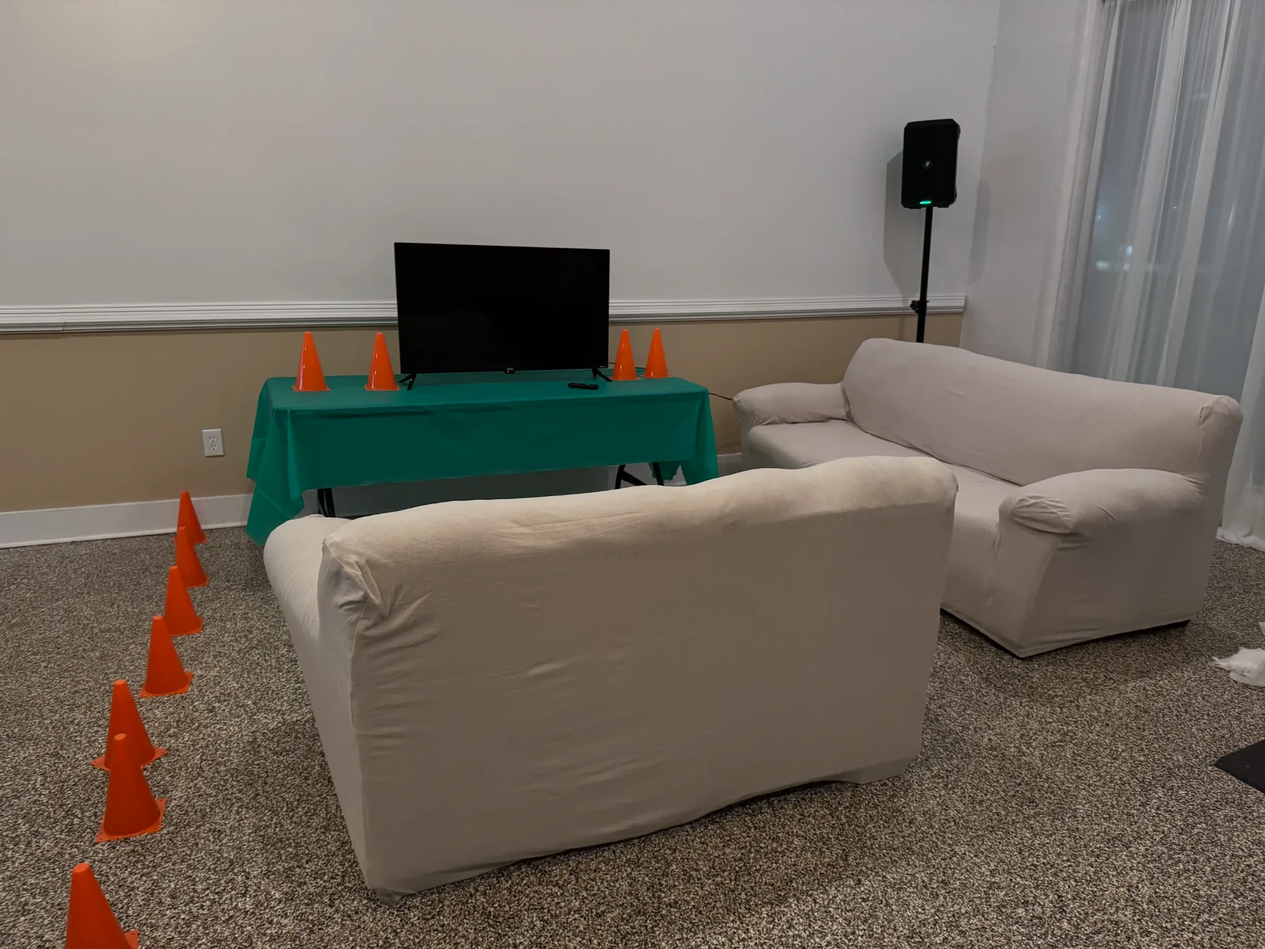 Birthday Lounge