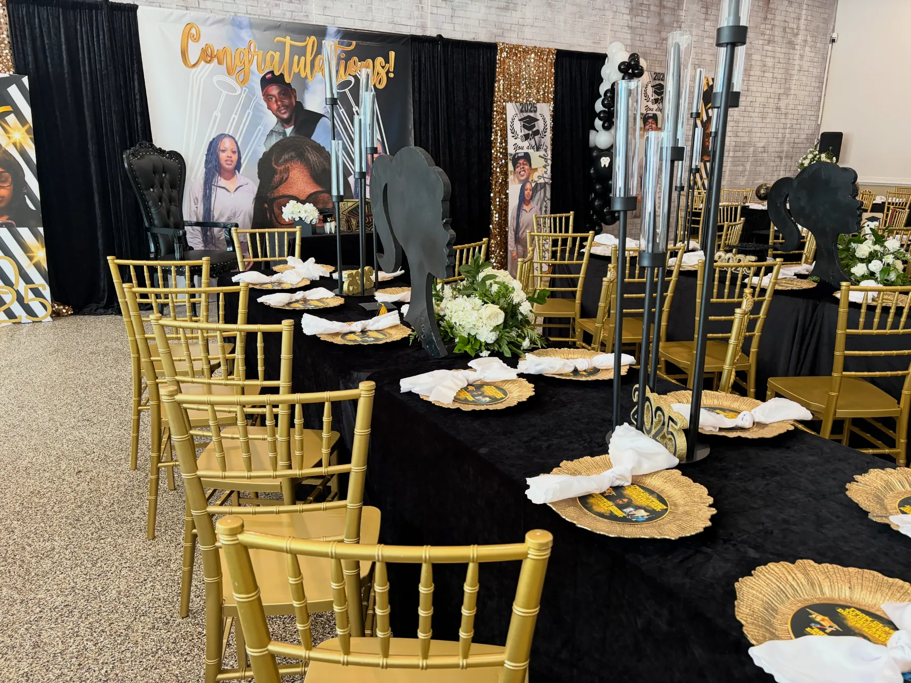 Black and gold celebration tables